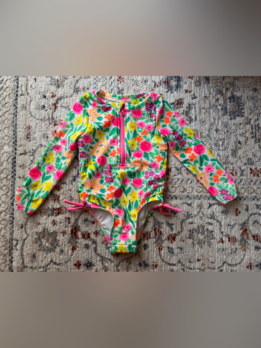 Cat & Jack one piece long sleeve swimsuit rashguard size 3T floral